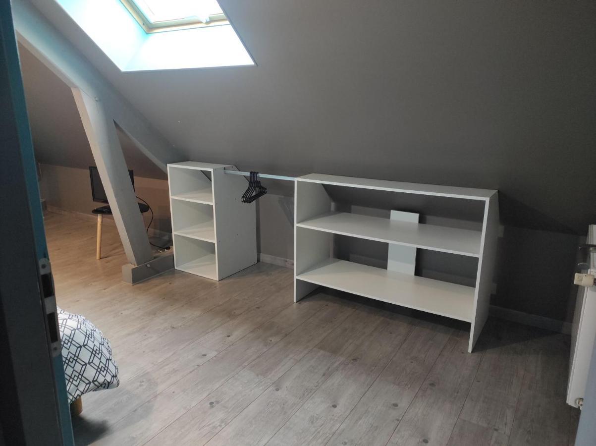 Agreable Et Spacieuse Chambre Familiale Sansac-de-Marmiesse Bagian luar foto